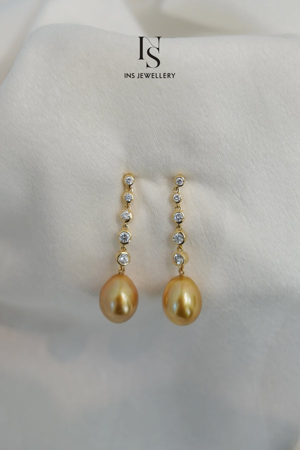 Golden Pearl Earrings