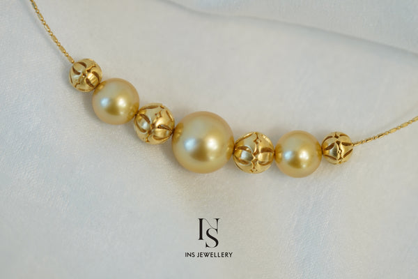 Golden Pearl Collar