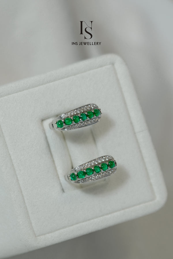 Emerald Earrings with Diamond