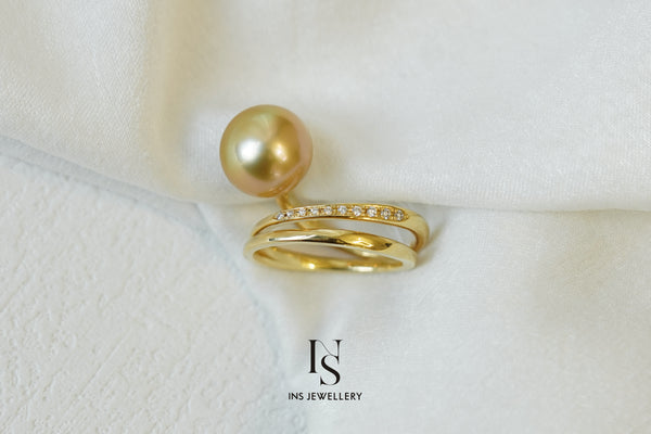 24 Golden Pearl Ring