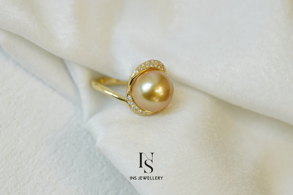 25 Golden Pearl Ring