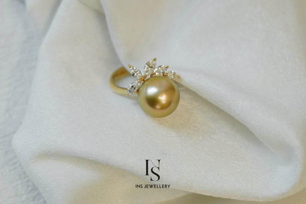 32 Golden Pearl Ring