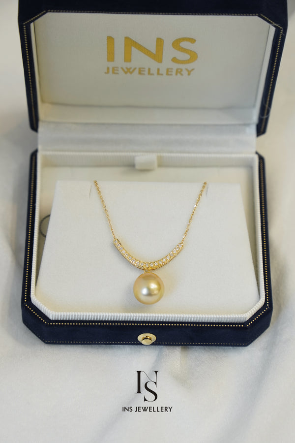 70 Golden Pearl Necklace