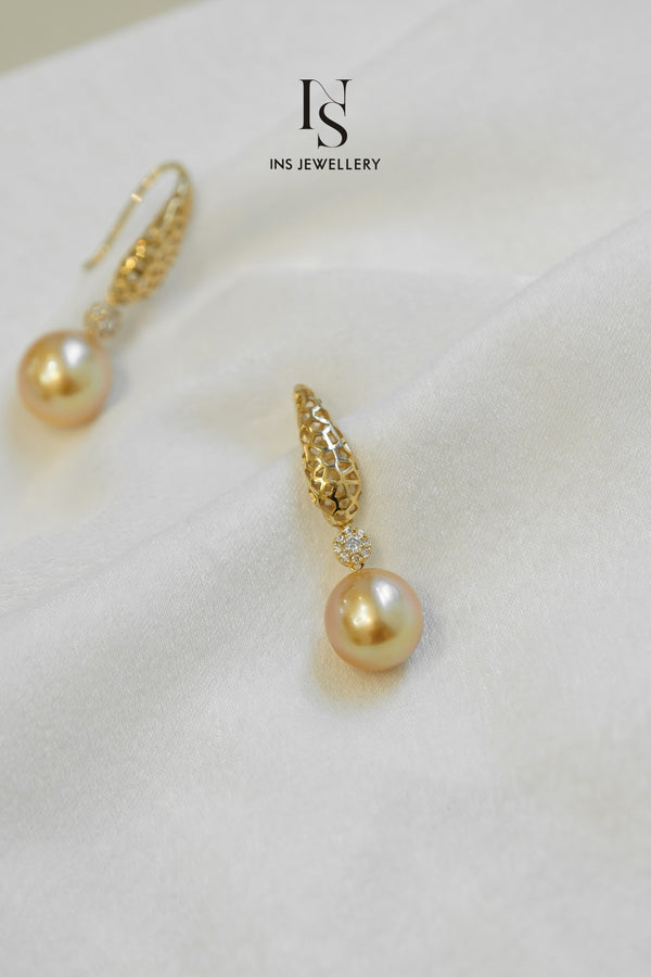 89 Golden Pearl Earrings