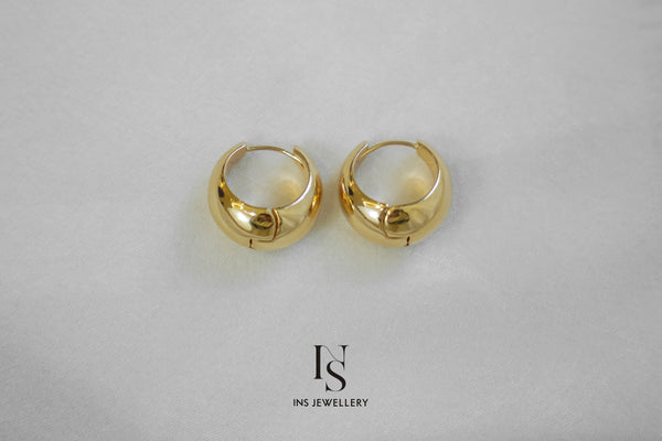 18K Gold Earrings