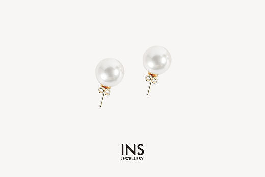 Japanese AKOYA Pearl Ear Studs 